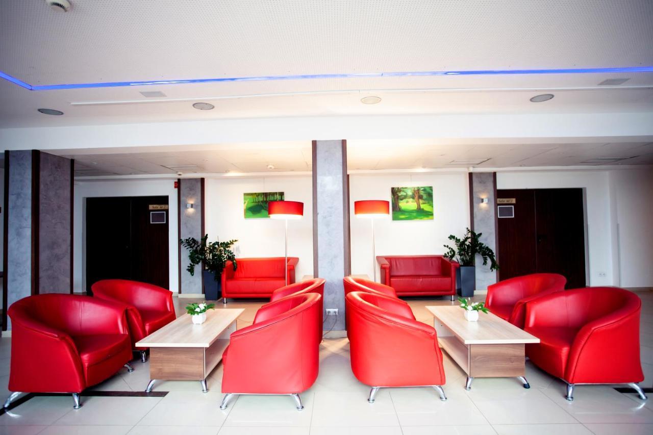 Hotel Poleczki Warsaw Airport Exterior photo