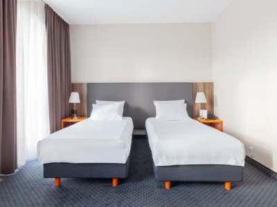 Hotel Poleczki Warsaw Airport Exterior photo
